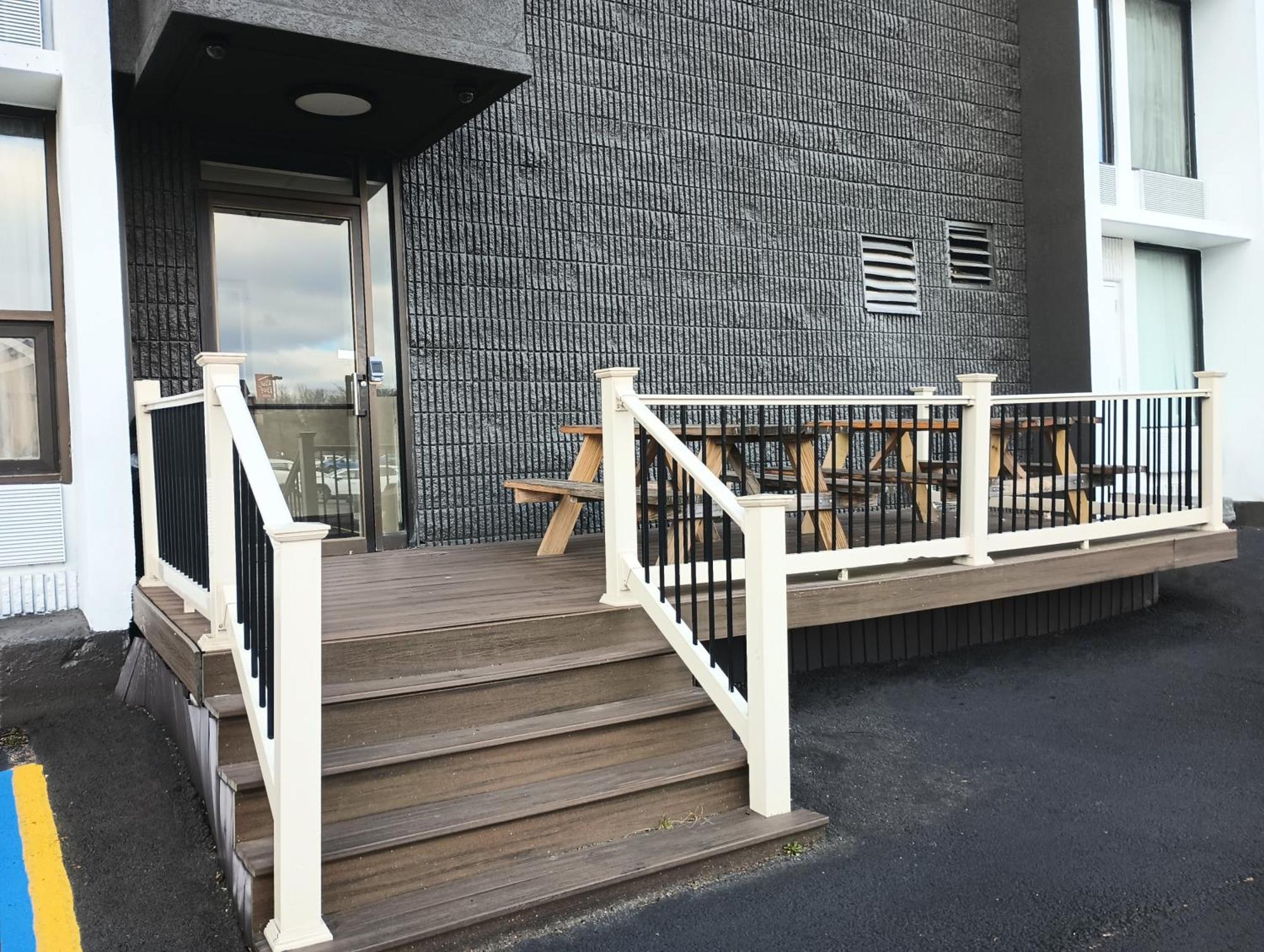 Baymont By Wyndham Johnson City/Binghamton Exterior foto